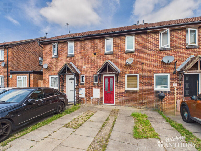 Field Close, Aylesbury Image