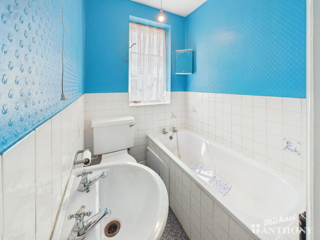 CAM03218G0-PR1042-ST
