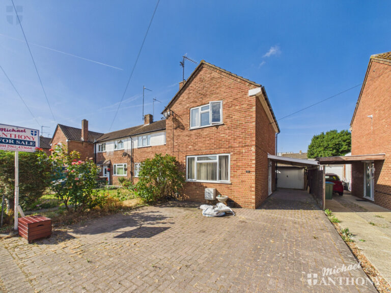 Meadowcroft, Aylesbury Image
