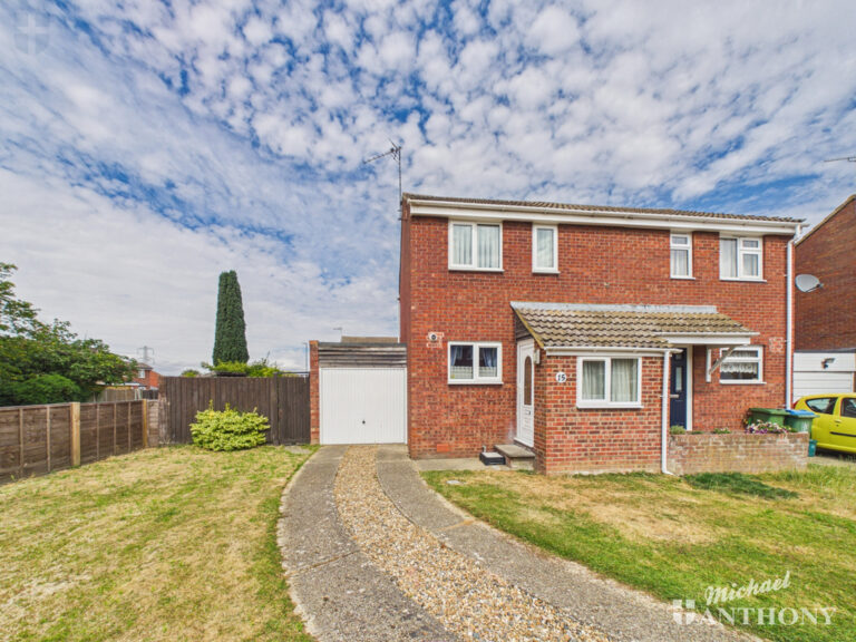 Eliot Close, Aylesbury Image