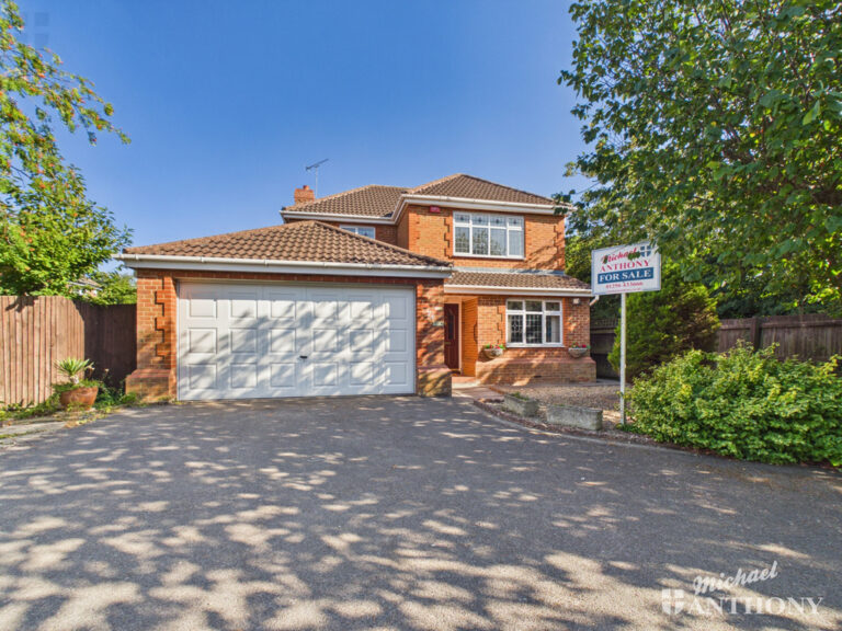 Jakeman Way, Aylesbury Image