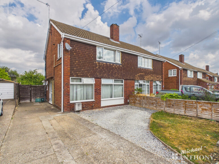 Aplin Road, Aylesbury Image