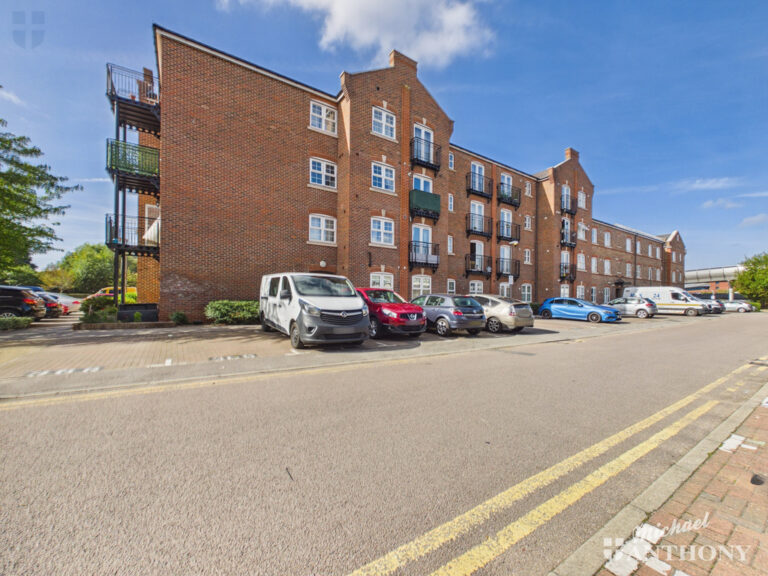 Coxhill Way, Aylesbury Image