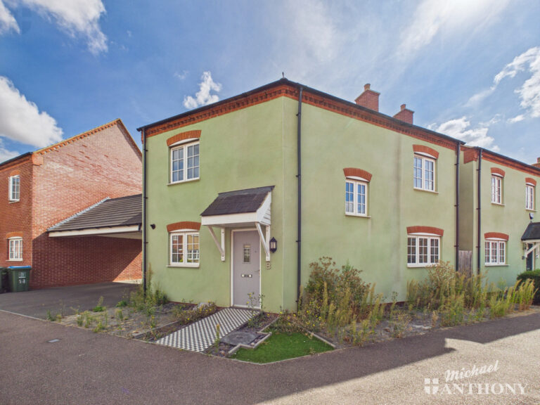 Siddington Drive, Aylesbury Image