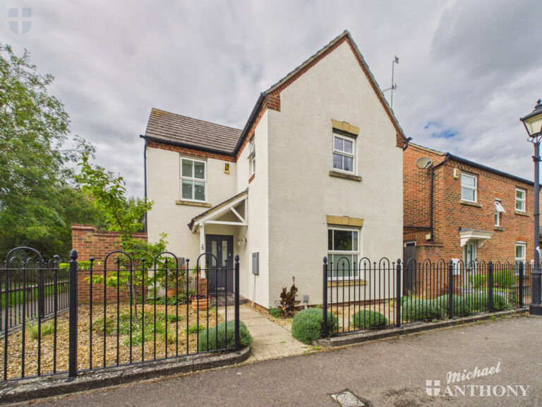Lodge Path, Aylesbury Image