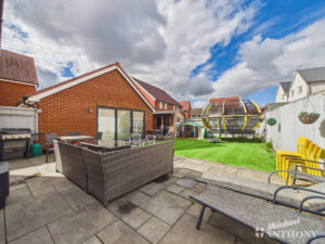 Webb Lane, Kingsbrook