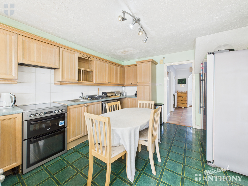 CAM03852G0-PR0433-ST