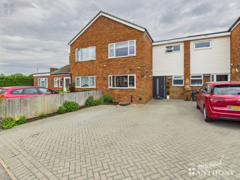 Anton Way, Aylesbury Image