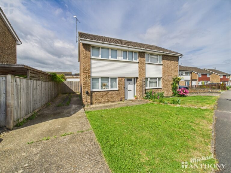 Charmfield Road, Aylesbury
