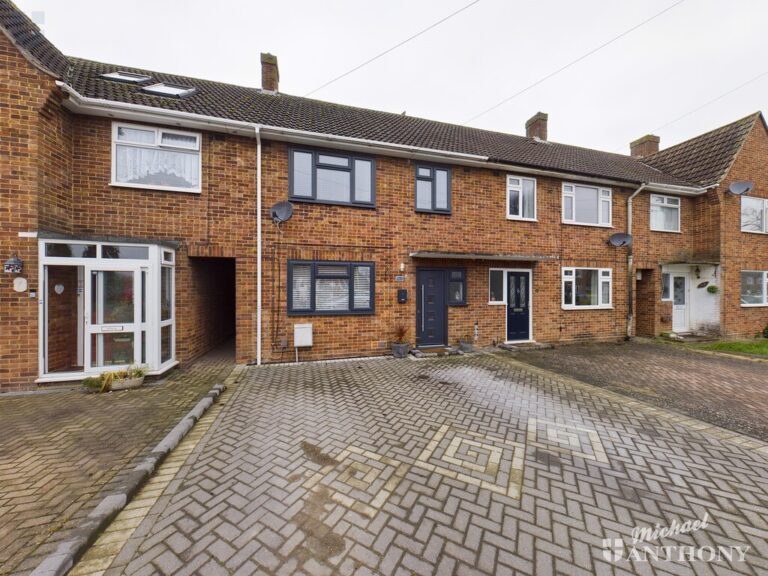 Henry Road, Aylesbury
