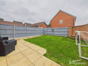 Wiseman Close, Aylesbury