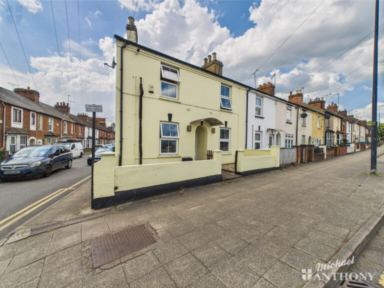 Park Street, Aylesbury Image
