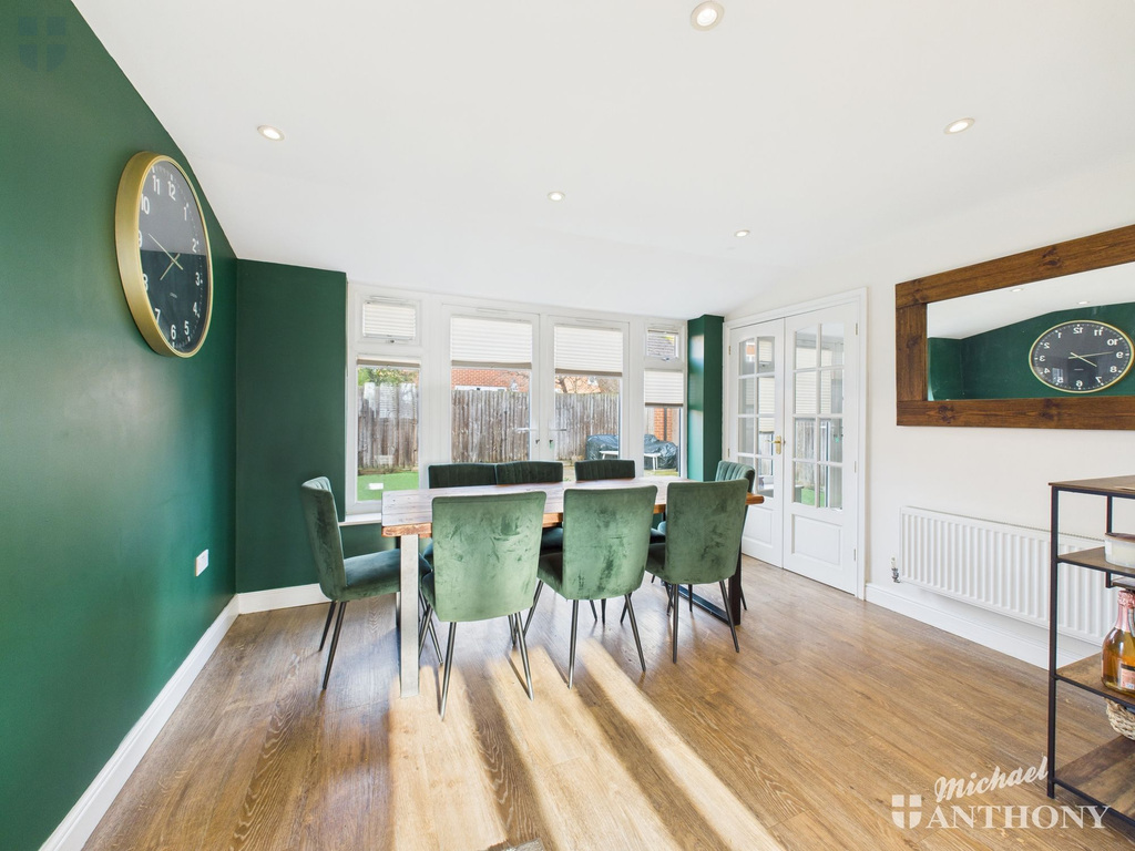 54e7dcd2f2b4431e99df