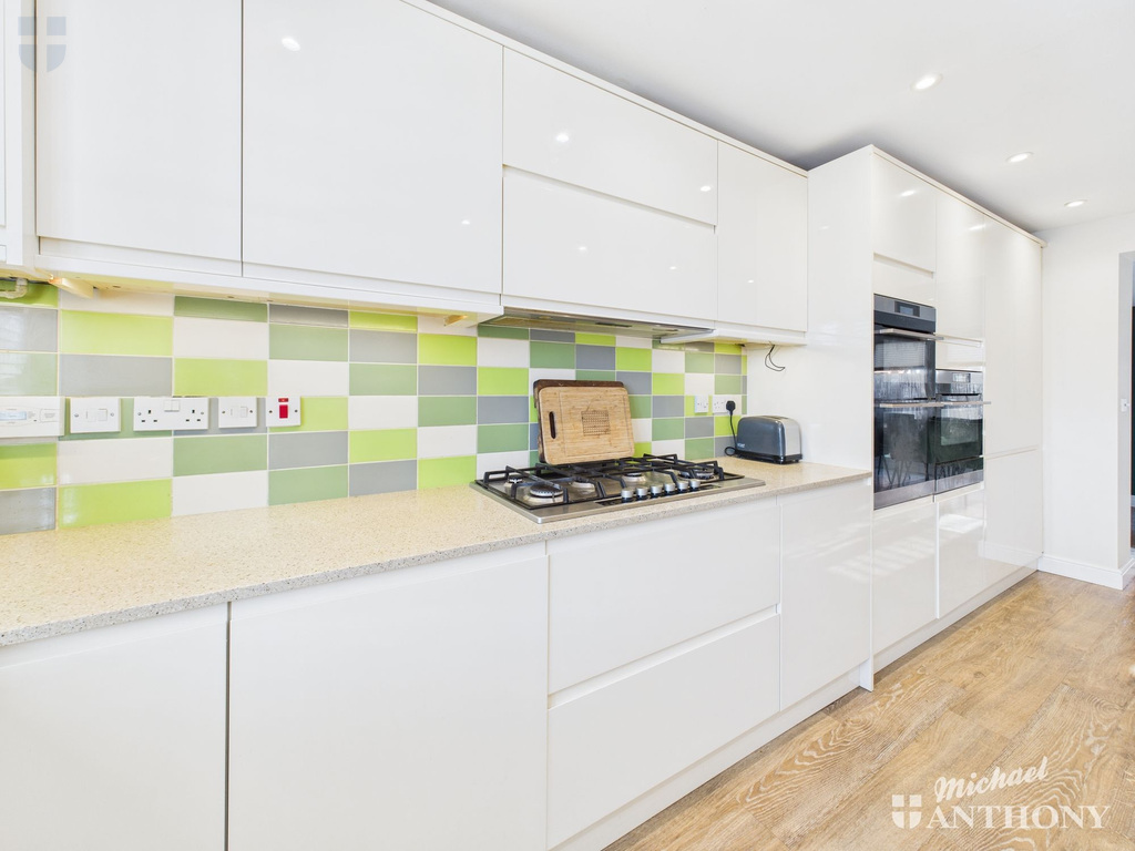 220593551722468e9f41