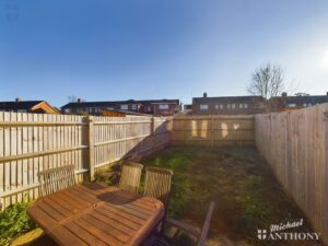 Price Close, AYLESBURY, HP20 1FW