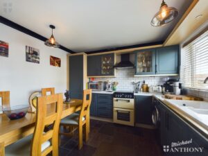 Orwell Drive, AYLESBURY, HP21 9JN