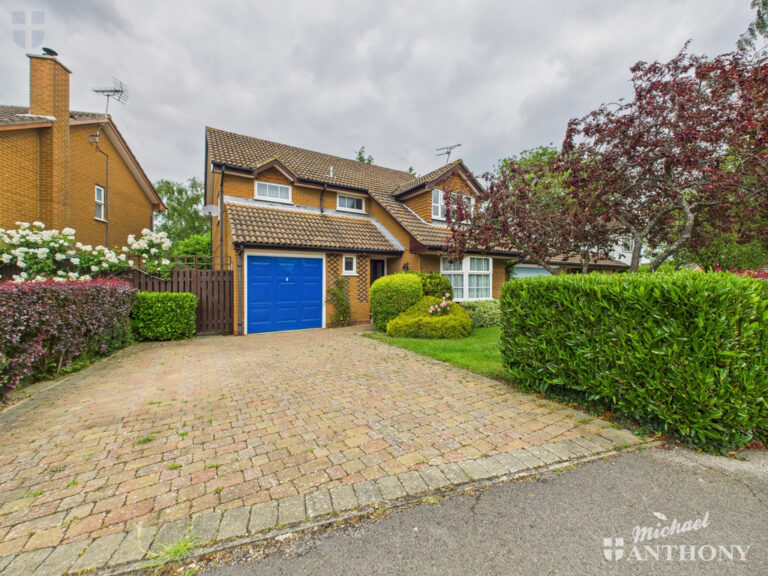 Eascote Road, Aylesbury, Buckinghamshire Image