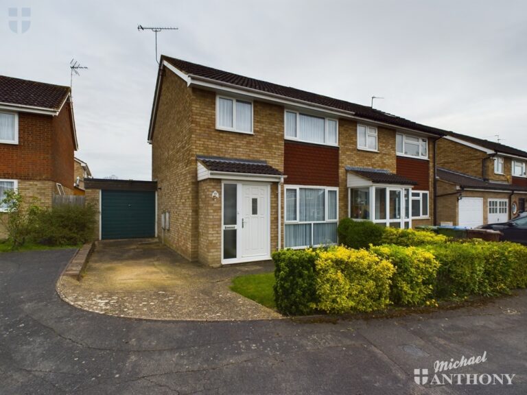 Dean Close, Aylesbury, Buckinghamshire