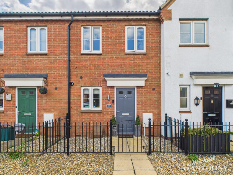 Chappell Close, Aylesbury, Buckinghamshire
