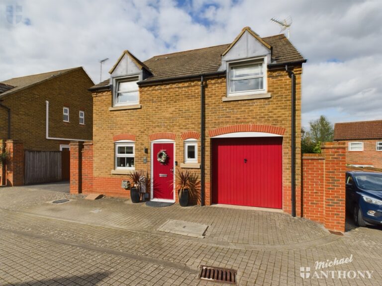 Portman Mews, Aylesbury, Buckinghamshire