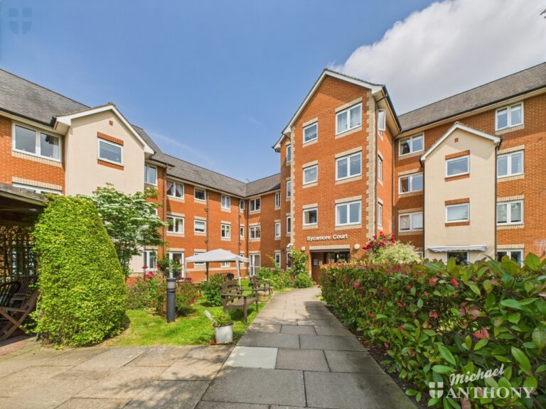 Sycamore Court, Willow Road, AYLESBURY Image