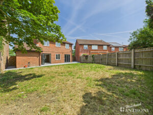Bateman Drive, Aylesbury, Buckinghamshire