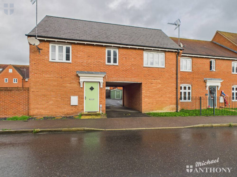 Prince Rupert Drive, Aylesbury, Buckinghamshire