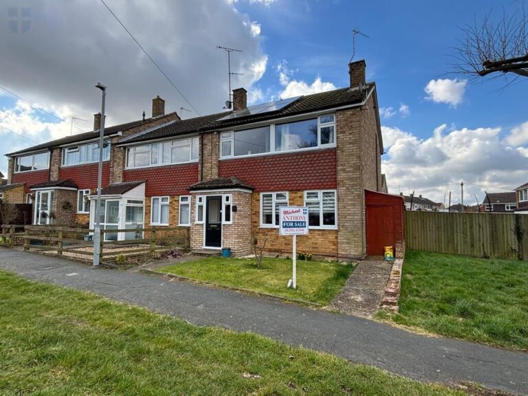 Lancaster Road, AYLESBURY, HP21 7HF