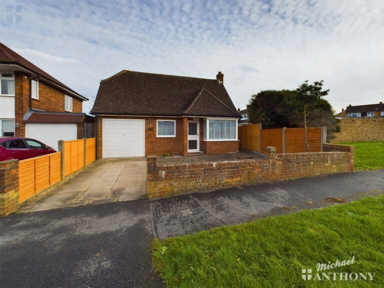 Howard Avenue, Aylesbury,