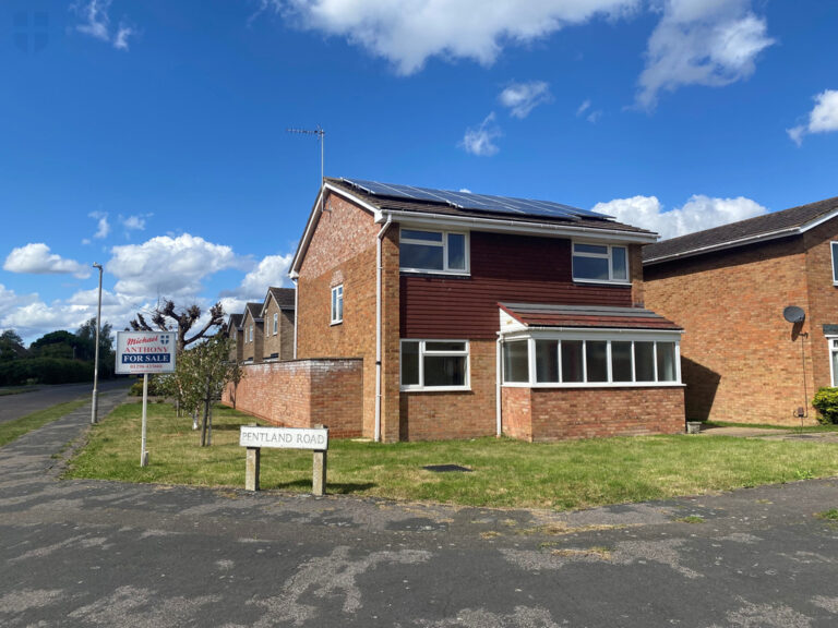 Pentland Road, Aylesbury, Buckinghamshire