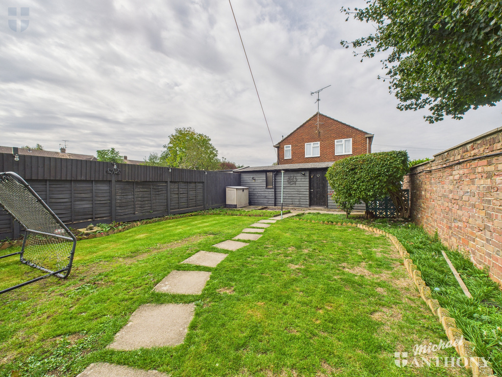 CAM03852G0-PR0175-ST