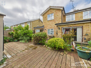Hawthorn Close, Aylesbury, Buckinghamshire