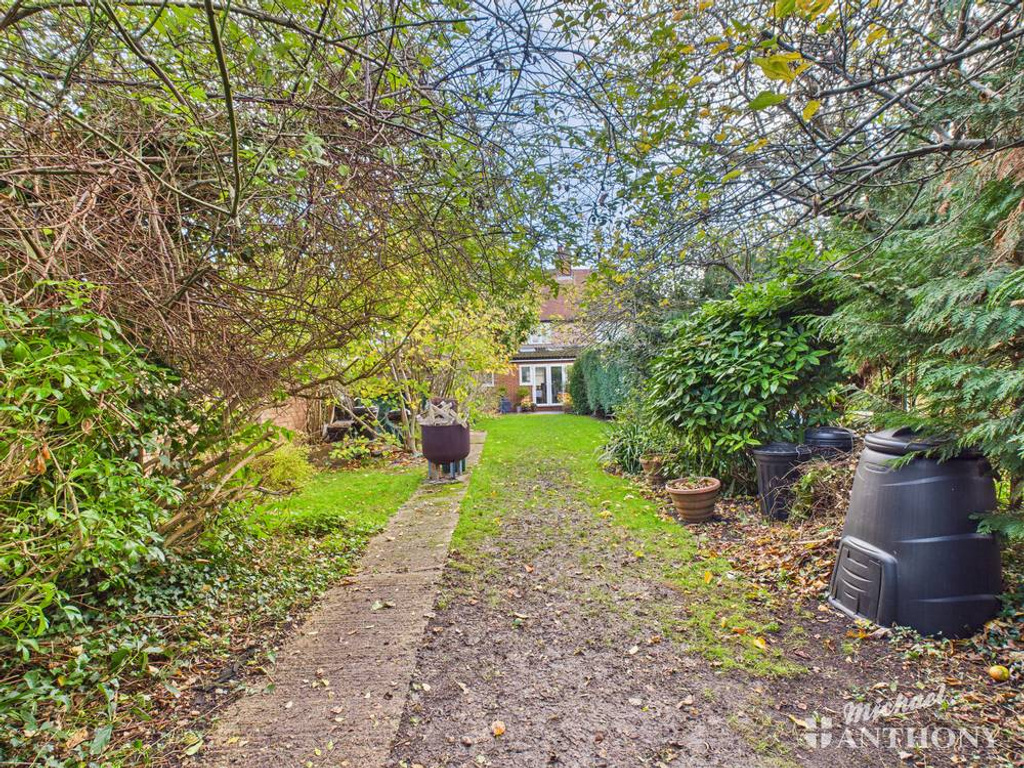 CAM03218G0-PR0827-ST