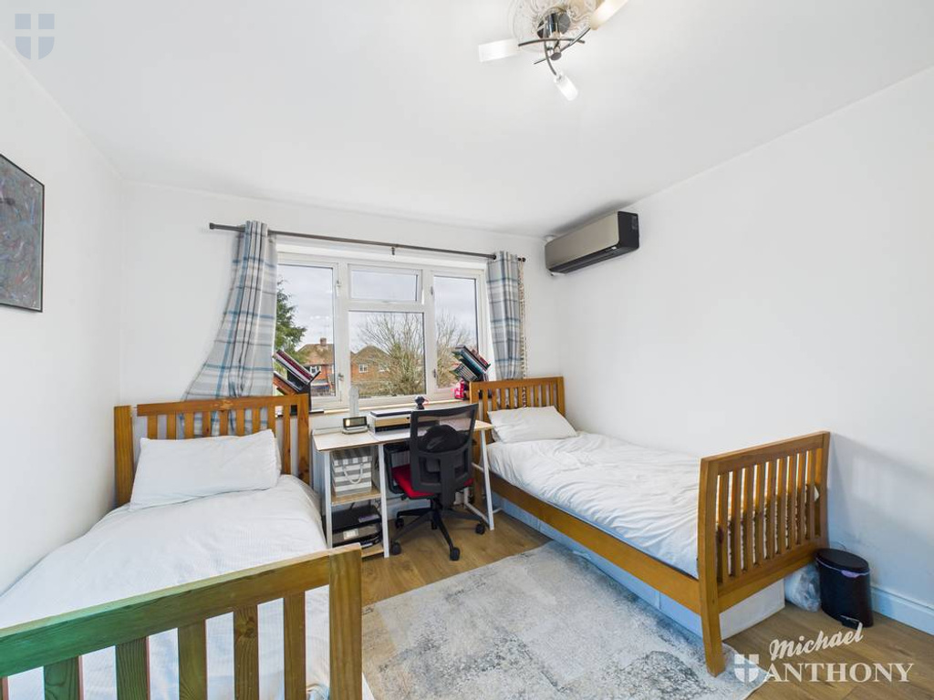 CAM03218G0-PR0852-ST