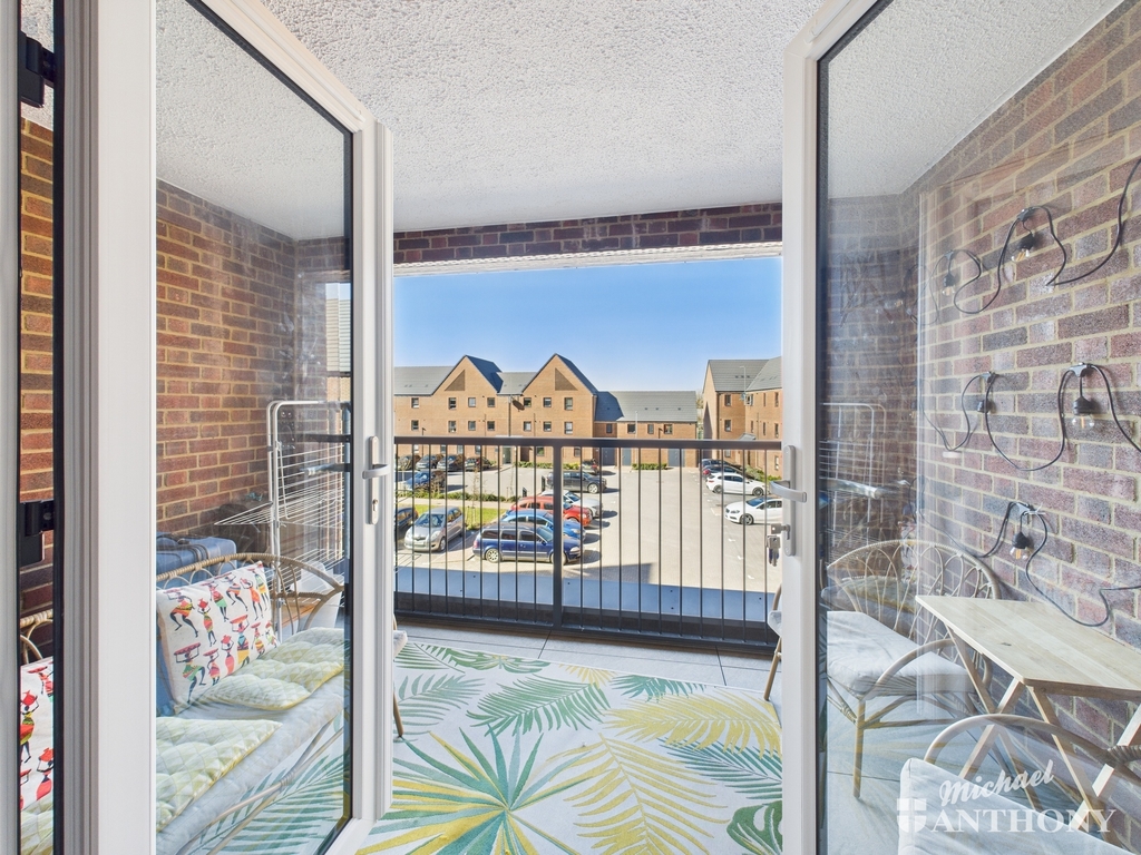 CAM03852G0-PR0221-ST