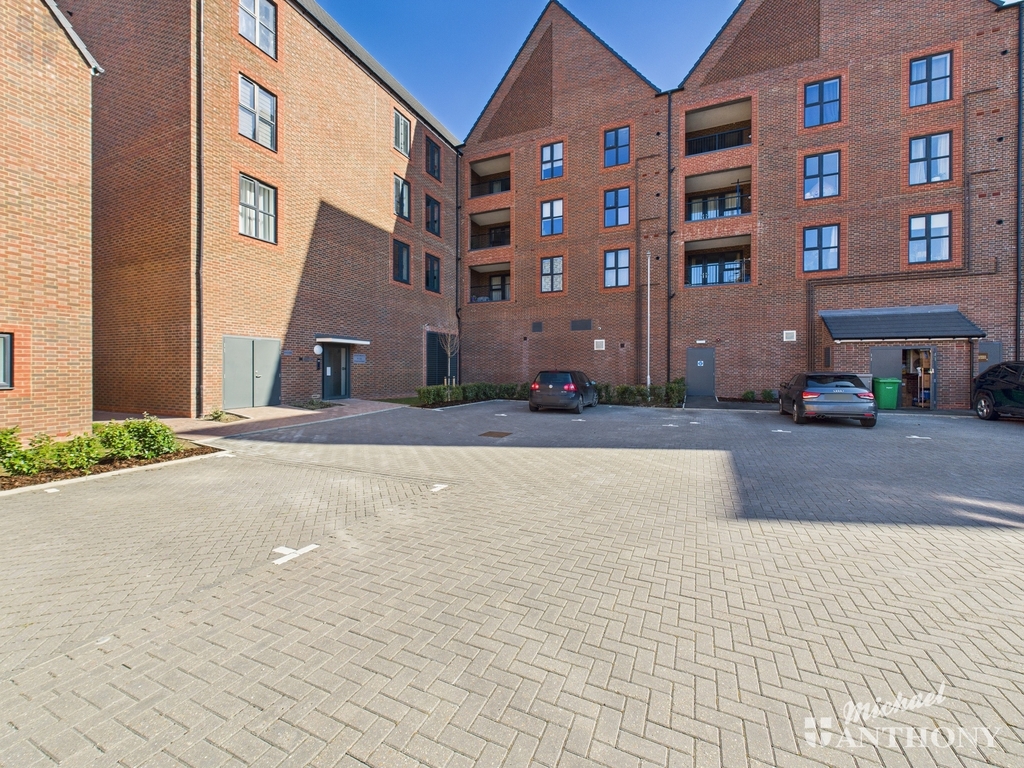 CAM03852G0-PR0221-ST