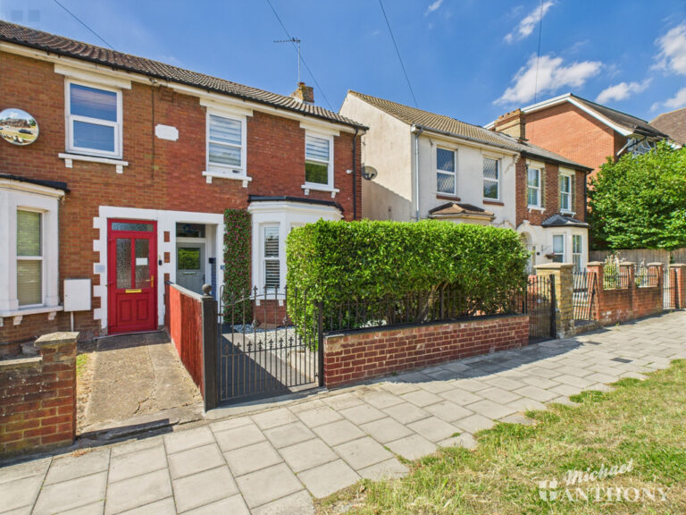 Bierton Road, Aylesbury, Buckinghamshire Image