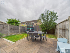 Cubb Field, Aylesbury, Buckinghamshire