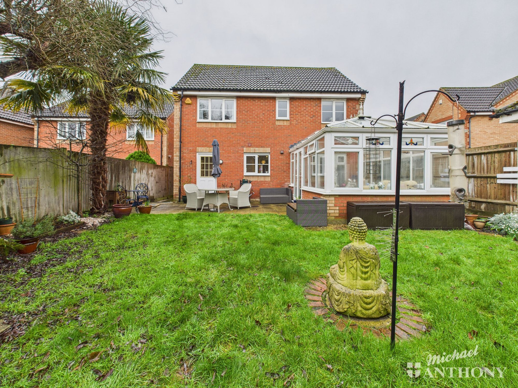 4a85fffa70a347529322