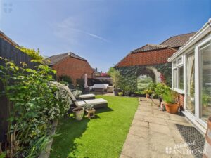 Spruce Road, Aylesbury, Buckinghamshire