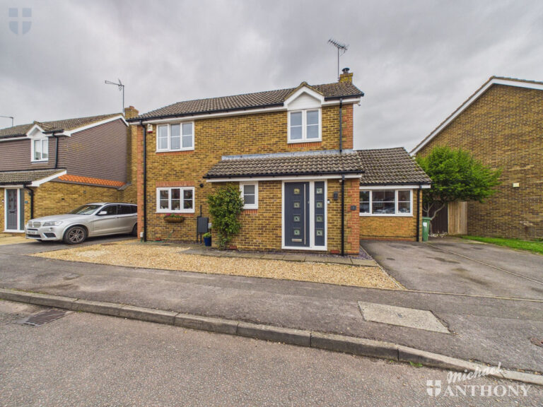 Plough Close, Aylesbury Image