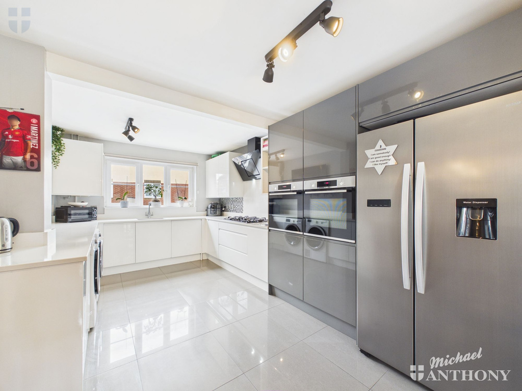 CAM03218G0-PR0964-ST