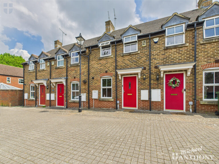 Hudson Mews, Aylesbury, Buckinghamshire Image