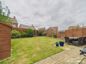 Lakeland Drive, Berryfields, Aylesbury, Buckinghamshire