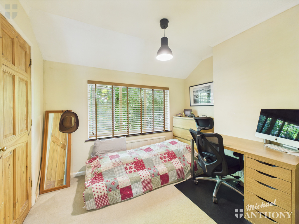 CAM03852G0-PR0286-ST