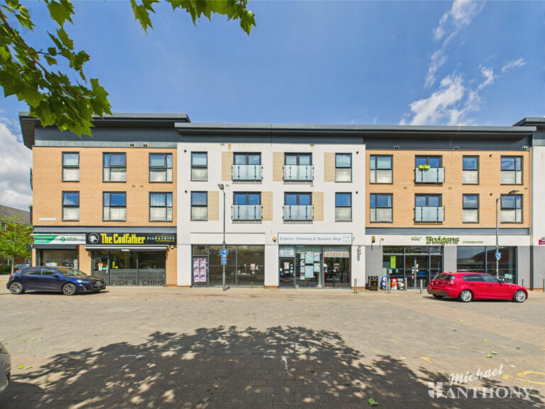 Jubilee Square, Aylesbury Image