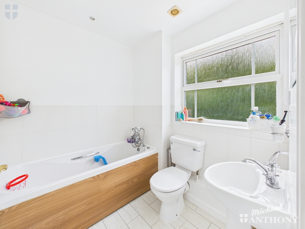 CAM03852G0-PR0381-ST