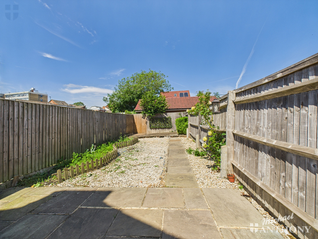 CAM03218G0-PR0698-ST