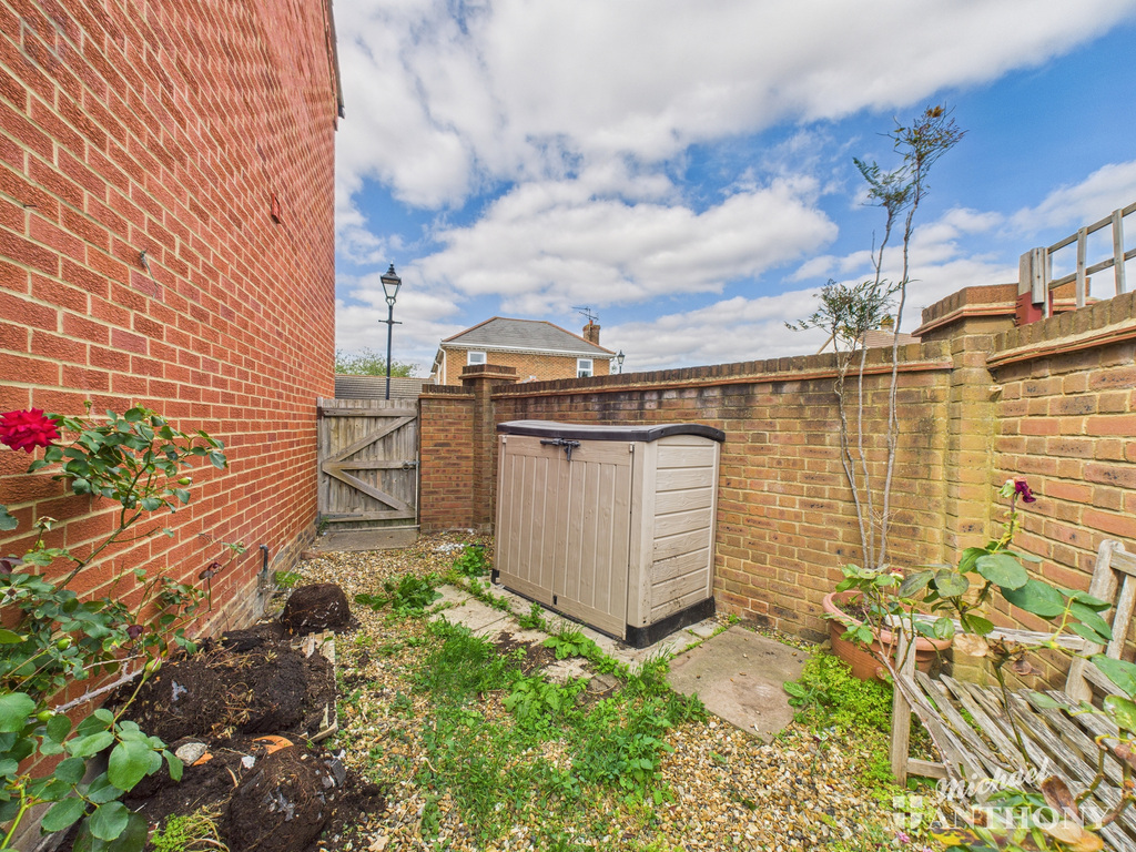 CAM03218G0-PR0744-ST