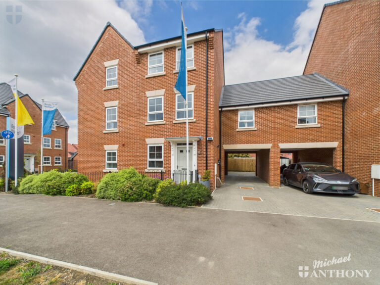 Armstrongs Fields, Kingsbrook, Aylesbury Image